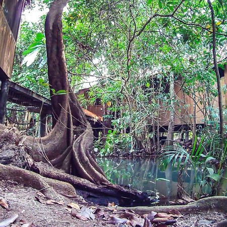 Hotel Kangaroo Y Restaurante リオ・ドゥルセ エクステリア 写真