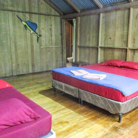 Hotel Kangaroo Y Restaurante リオ・ドゥルセ エクステリア 写真