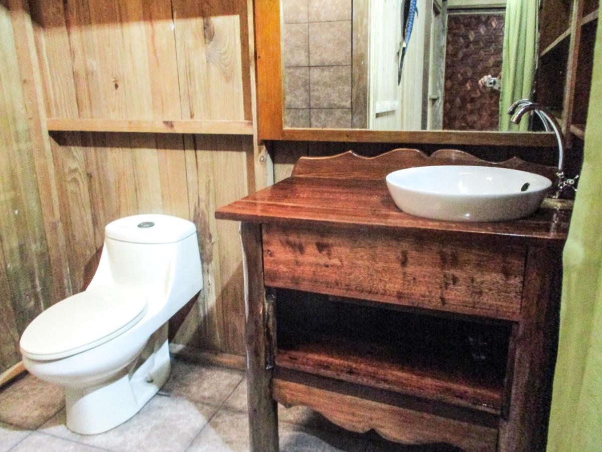 Hotel Kangaroo Y Restaurante リオ・ドゥルセ エクステリア 写真