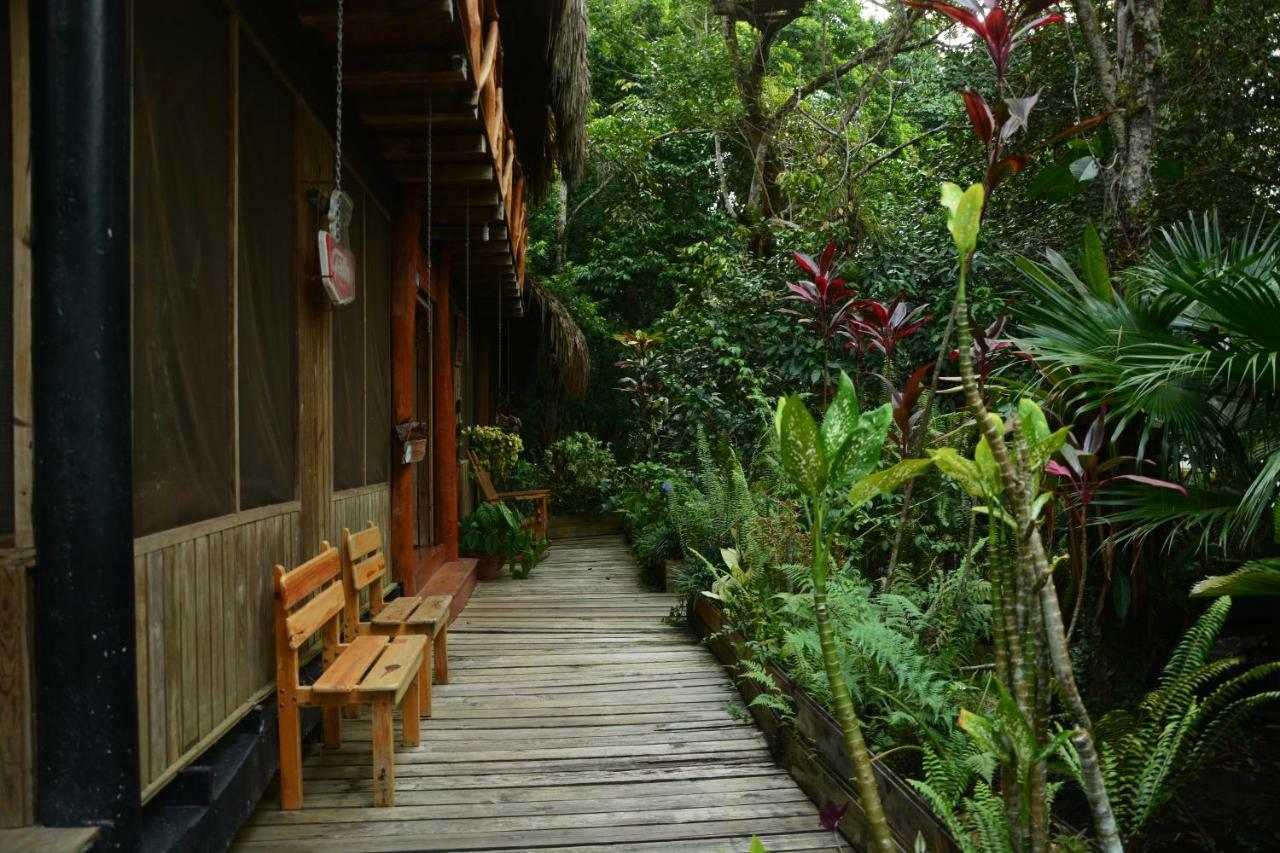 Hotel Kangaroo Y Restaurante リオ・ドゥルセ エクステリア 写真