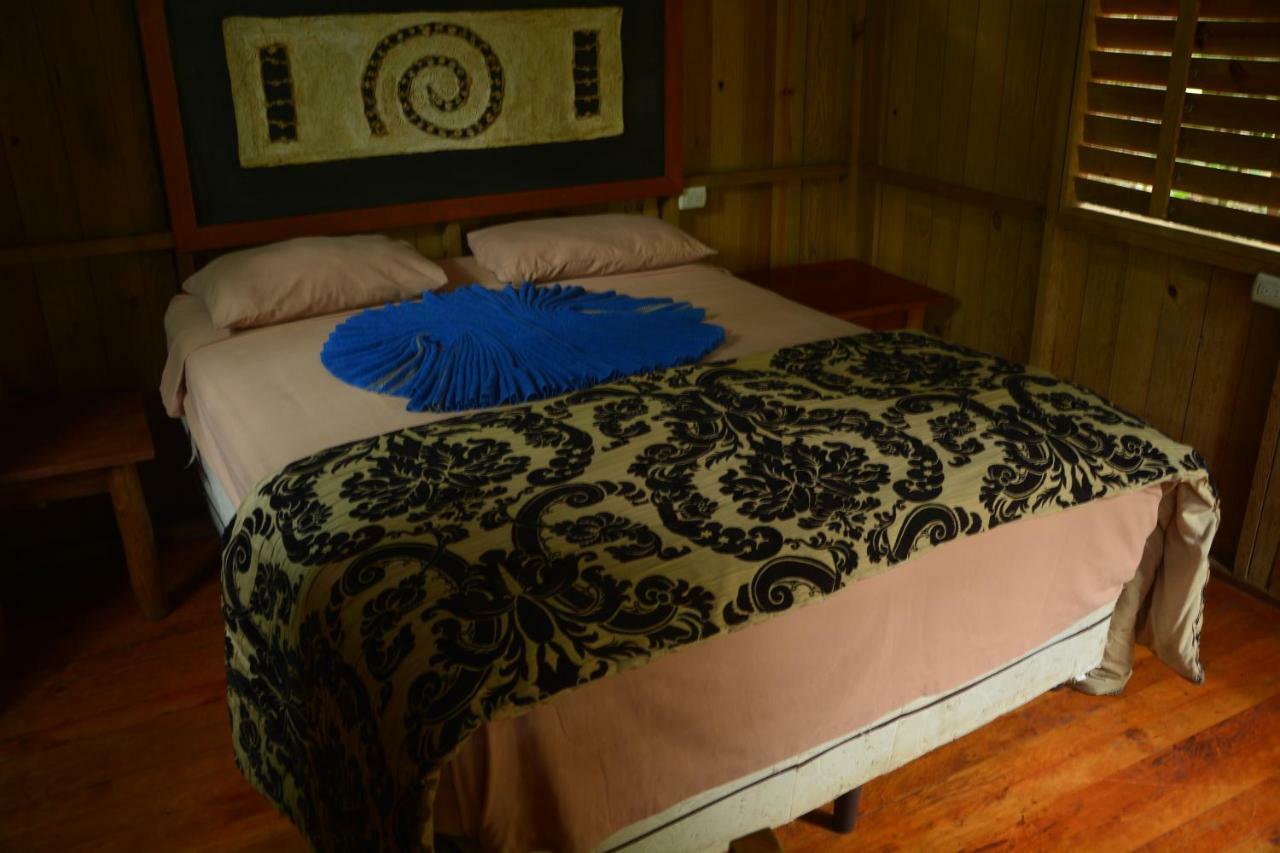 Hotel Kangaroo Y Restaurante リオ・ドゥルセ エクステリア 写真